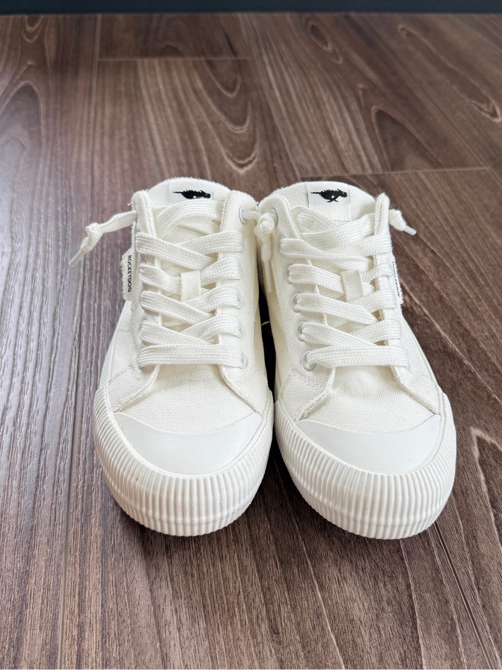 Rocket Dog Cream Canvas Low-Top Sneakers
